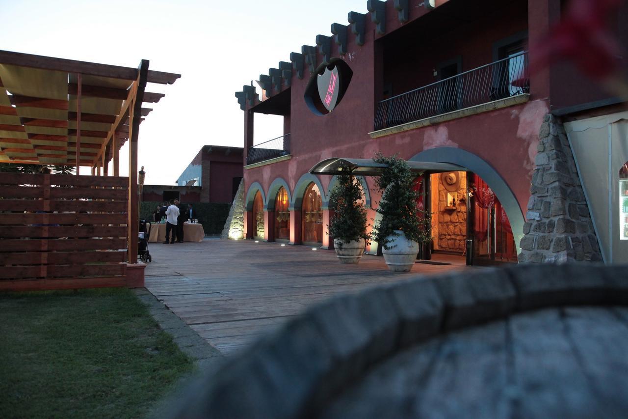 Villa Carmela Sessa Aurunca Luaran gambar